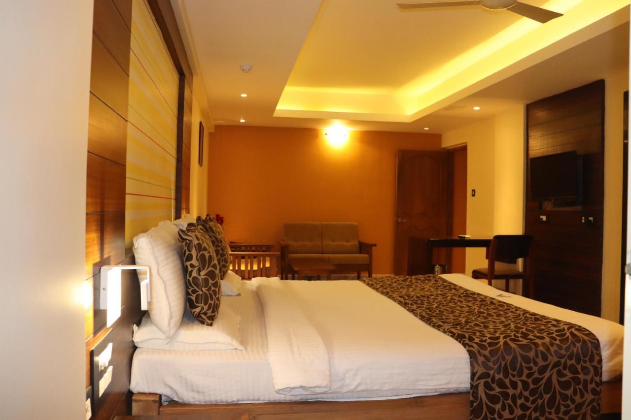 Hotel Madhuvan Serai Manipal Exteriör bild